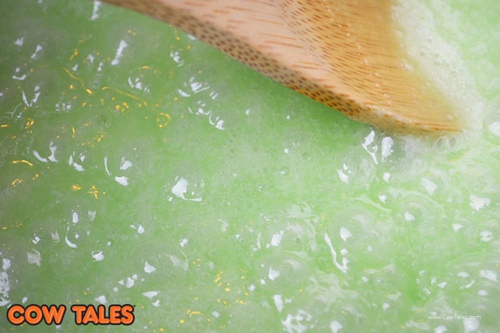 boiling apple gelatin